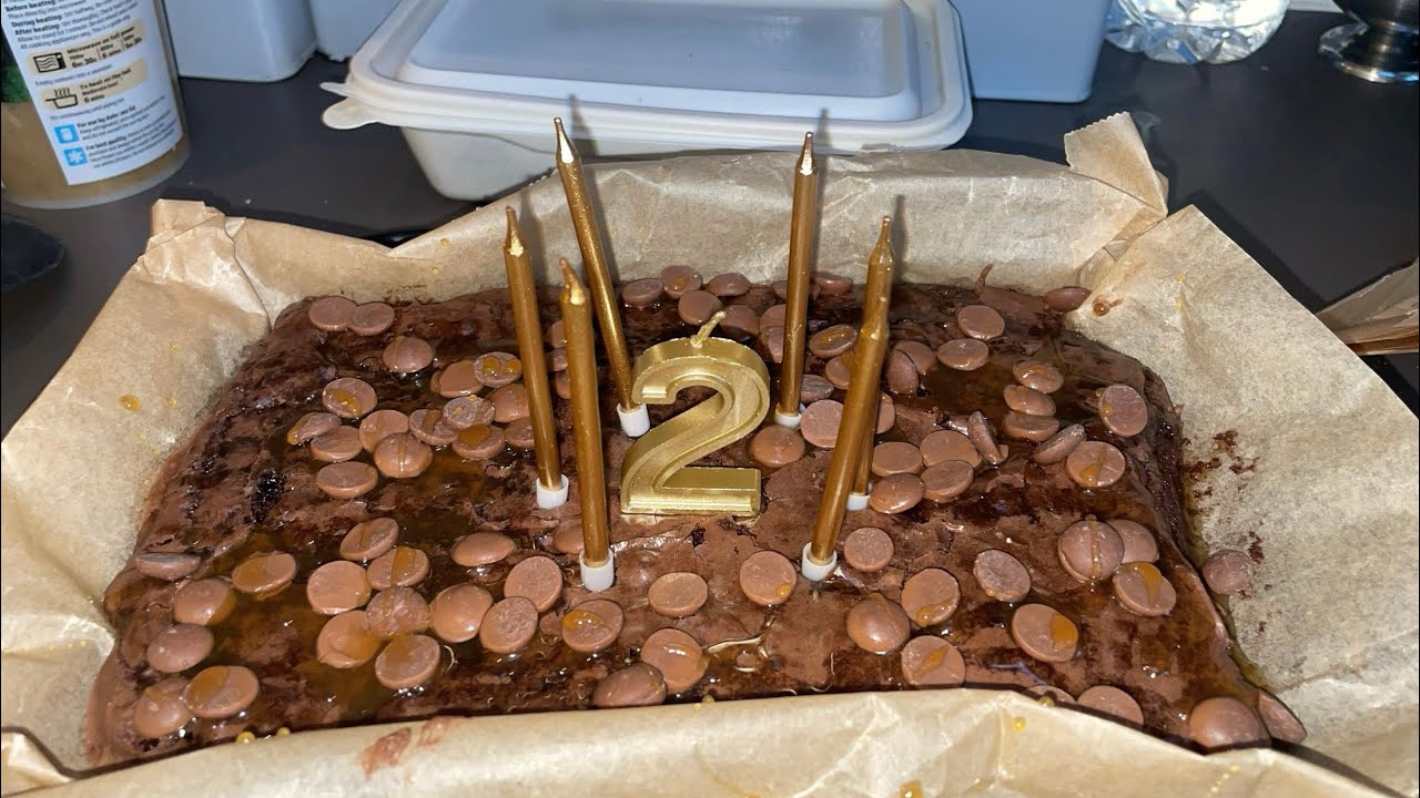 We made brownies to celebrate 2 years of shell.. (gone wrong😬)