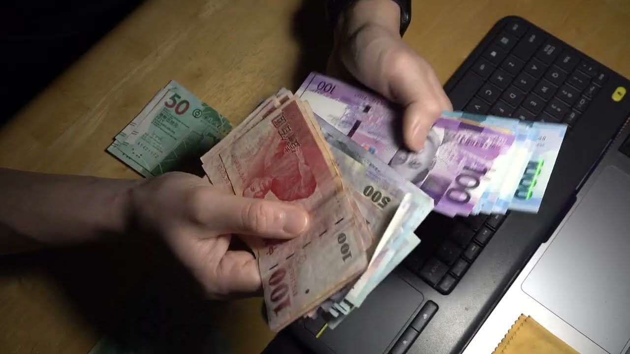 ASMR - FOREIGN CURRENCY CRINKLE SOUNDS
