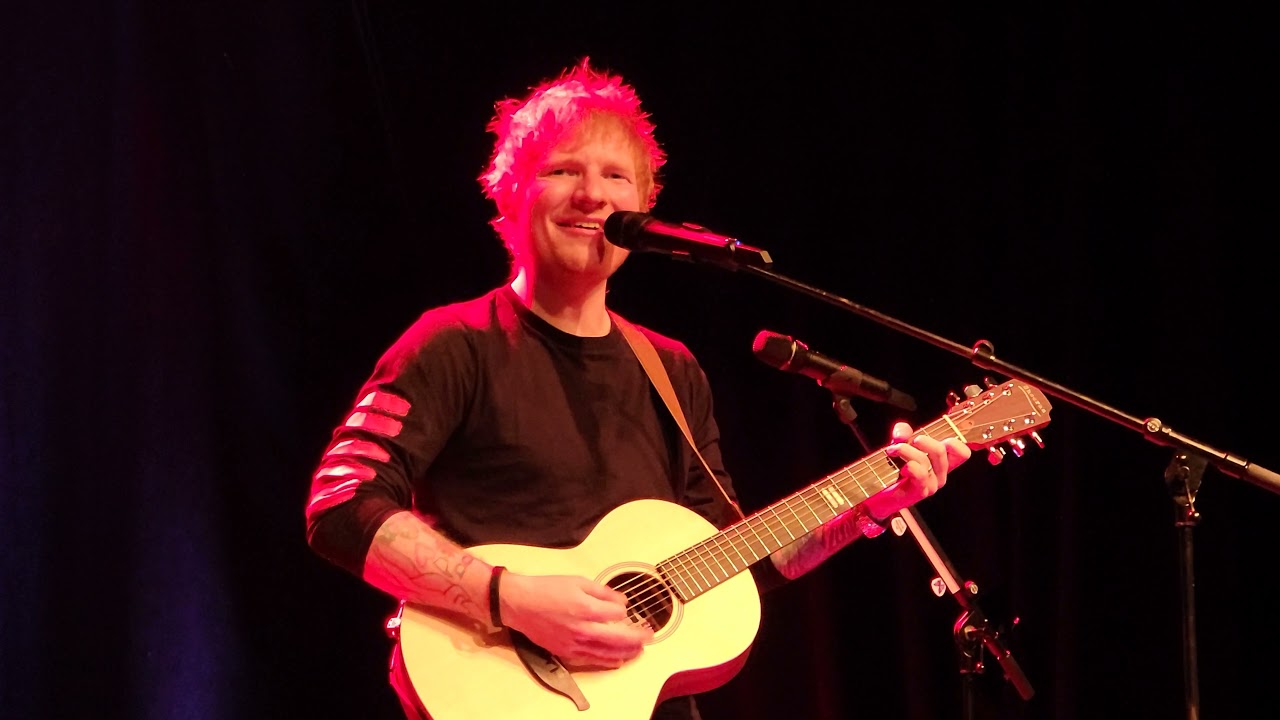 ED SHEERAN...MERRY CHRISTMAS...LIVE @IRVING PLAZA, NYC...12/9/21...4K