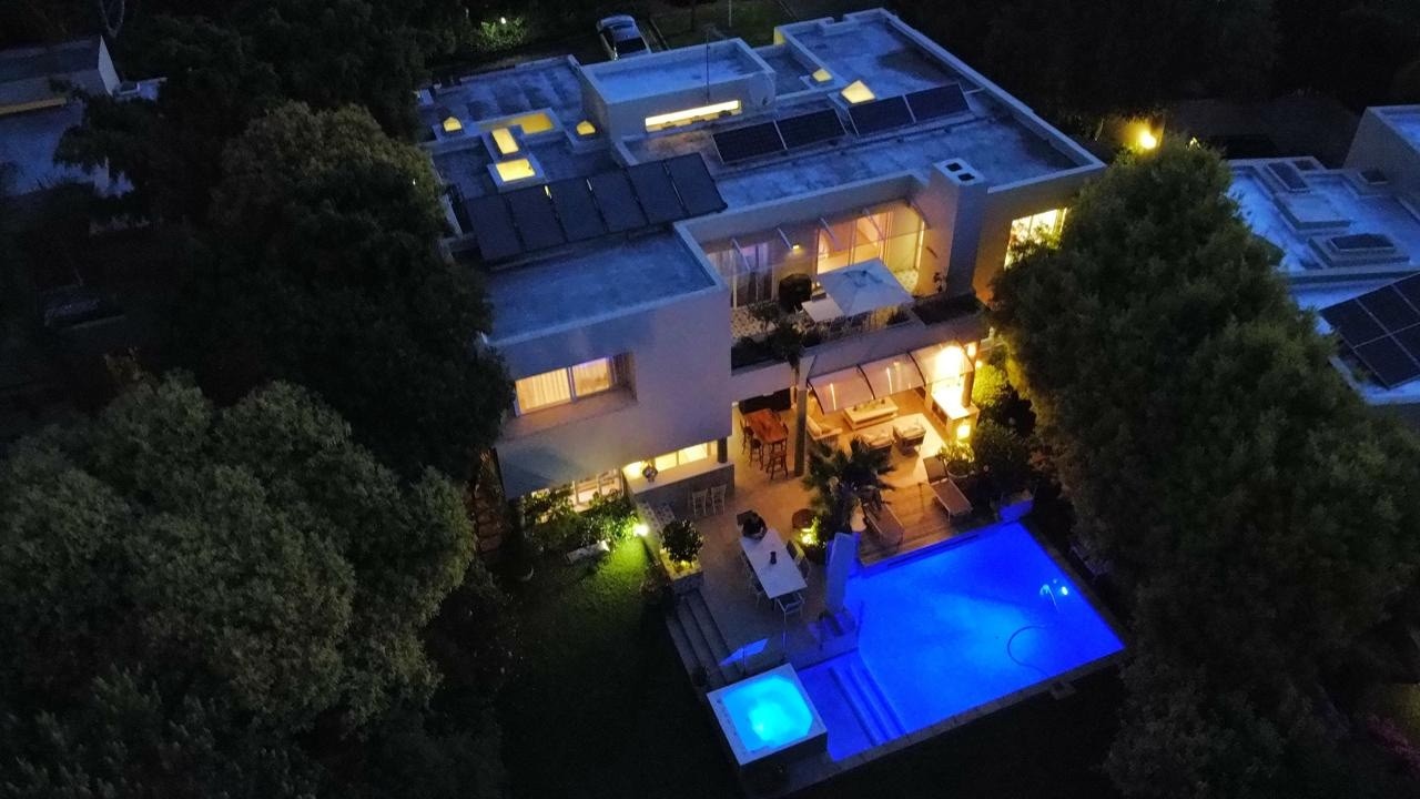 4 Bedroom House For Sale in River Club - RL21690 - FIRZT