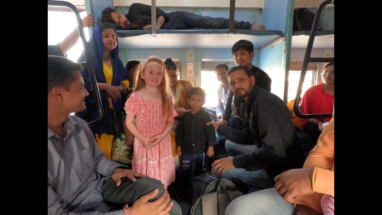 Travelling with locals on the Jaipur to Agra Train. A wonderful trip on the KURJ Express in India