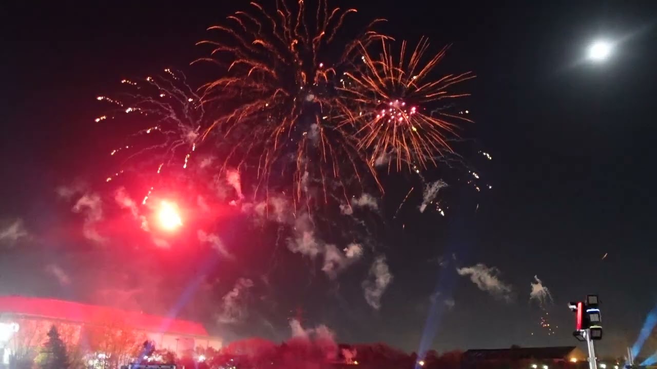 the first fireworks display for kids @autumn lights don valley bowl sheffield 5th november 2022