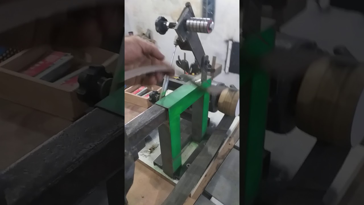 construção de uma lixadeira de cinta