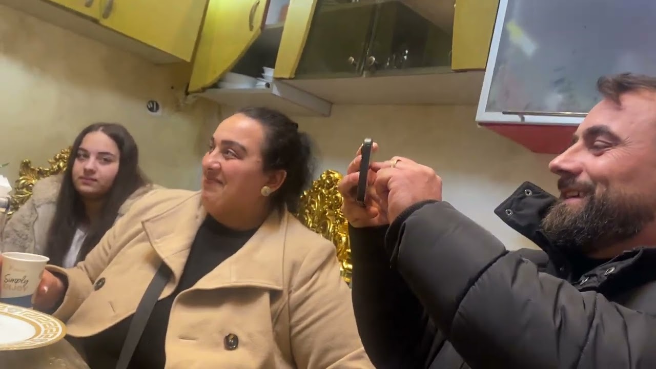 Tăiem Ranza am pregătit singură. 