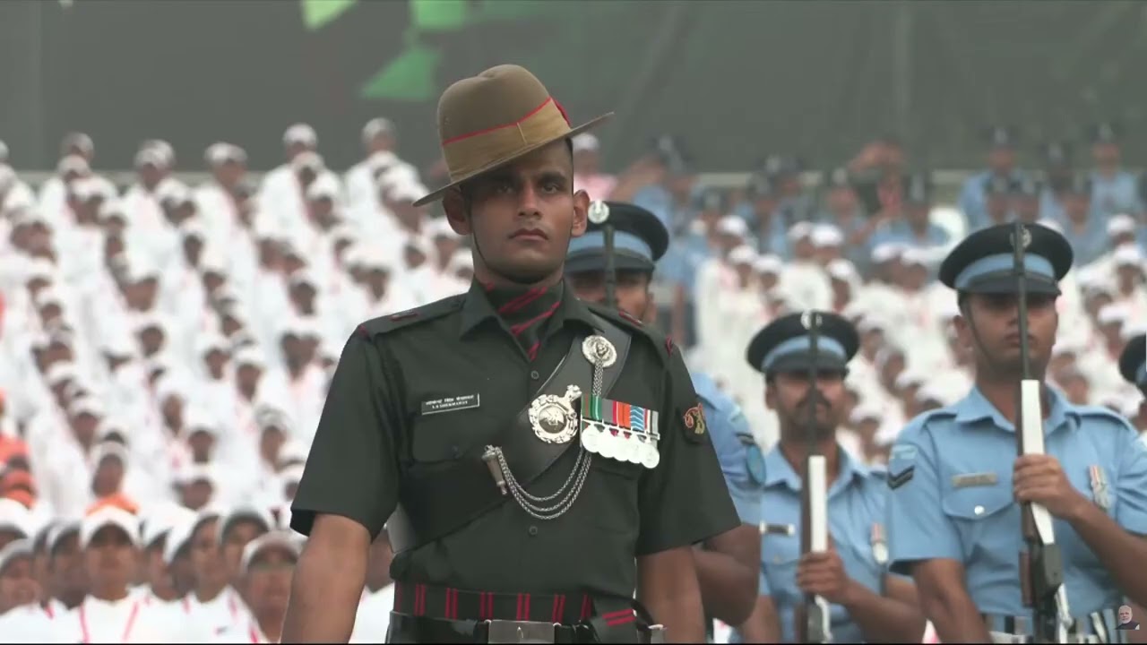 PM  Narendra Modi hoists the National Flag 🇮🇳 at Red Fort on the 80th Independence Day| #15august 