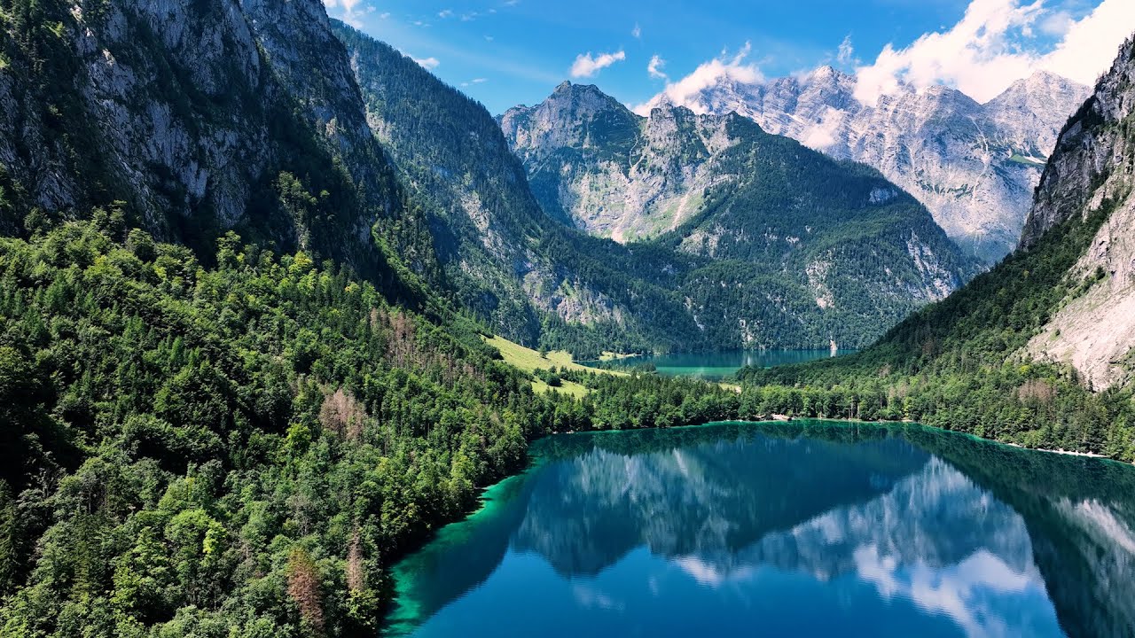 Emerald Mirror &ndash; Awakening Creative Inspiration