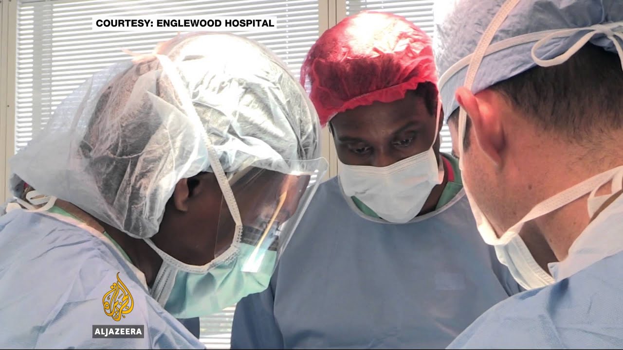 Doctors perform 'bloodless' surgery