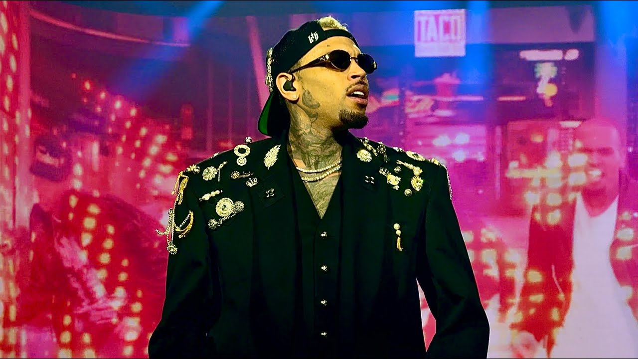 Chris Brown - Loyal (Live from Breezy Bowl XX 2025, Paris, France)