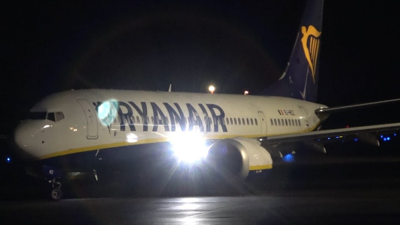 Ryanair Boeing 737 MAX 8-200 EI-HEZ at Tampere-Pirkkala