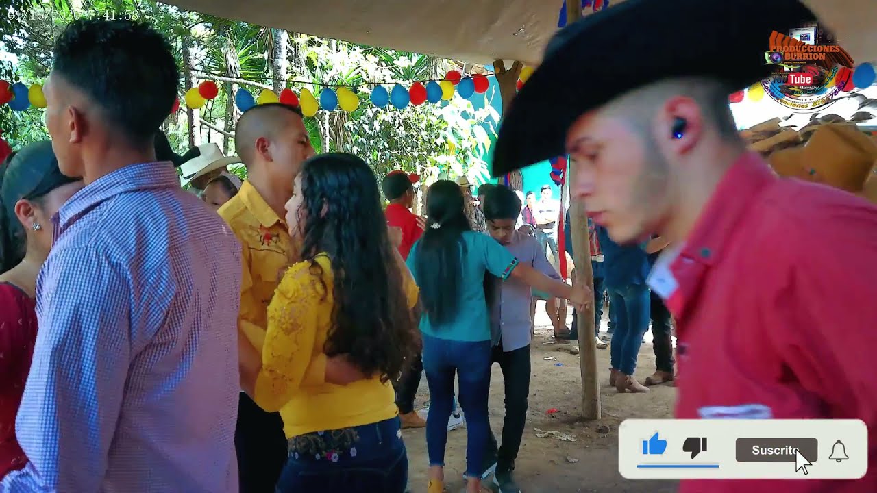 AGRUPACION UNIVERSO EN VIVO PARTE 3