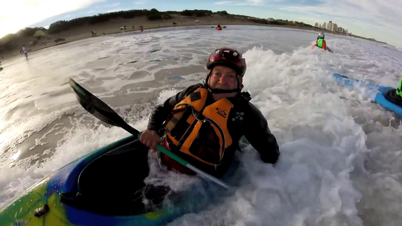 INICIACIÓN AL KAYAK SURF - NECOCHEA 2017