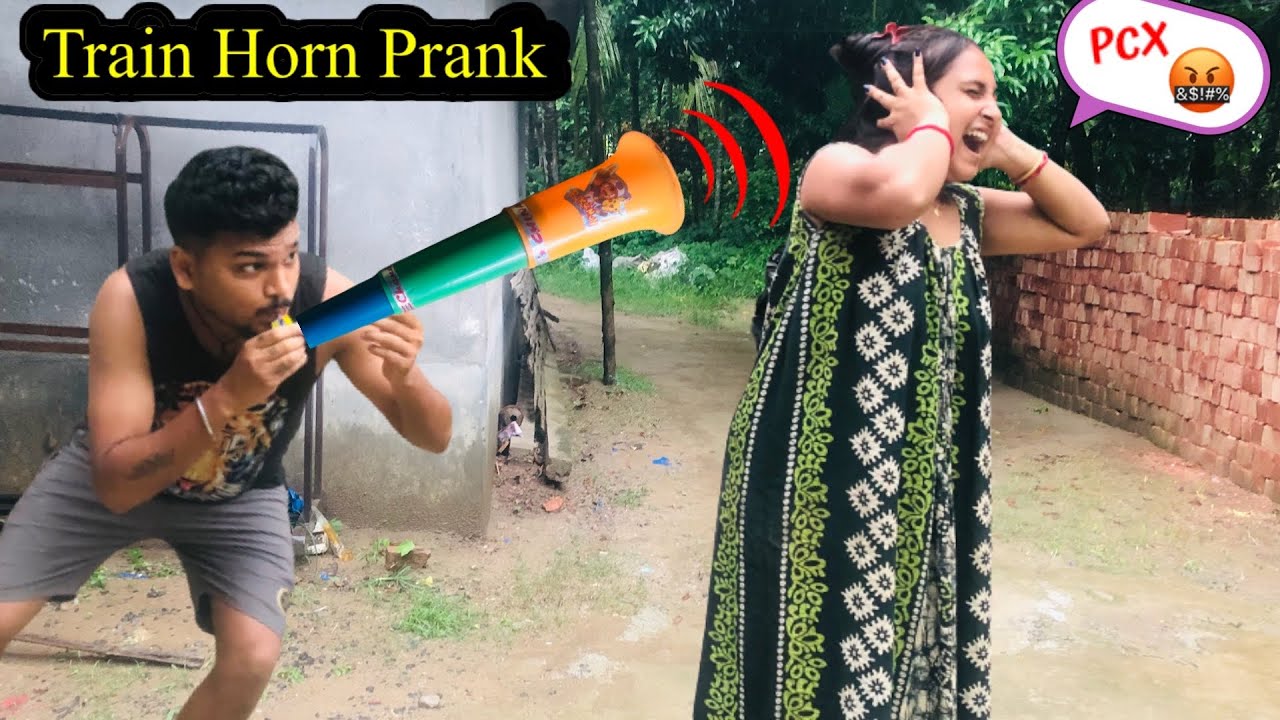 Train Horn Prank on Wife 2023 📣🤪 Funny Prank Video 2023 || Bangla Prank Video New