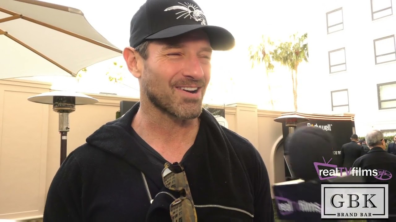 Ian Bohen, 