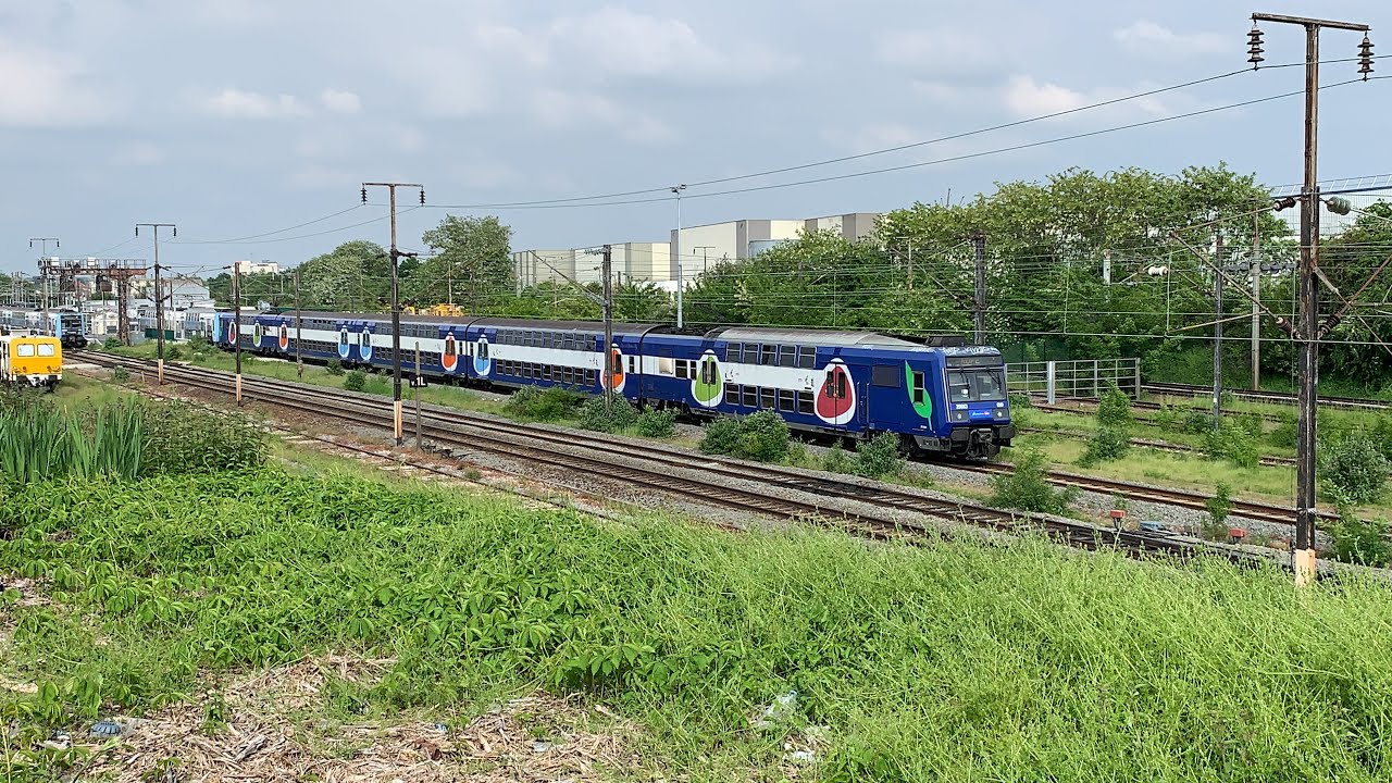 Spot RER-D Z20500 et Passage TER V2N BB26000 &agrave; Goussainville