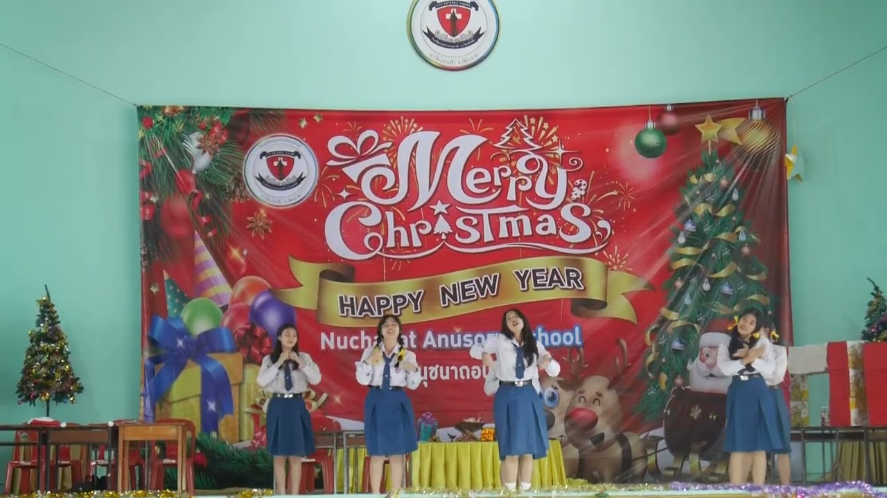 การแสดงกิจกรรมคริสต์มาสระดับชั้นมัธยมศึกษาปีที่ 6