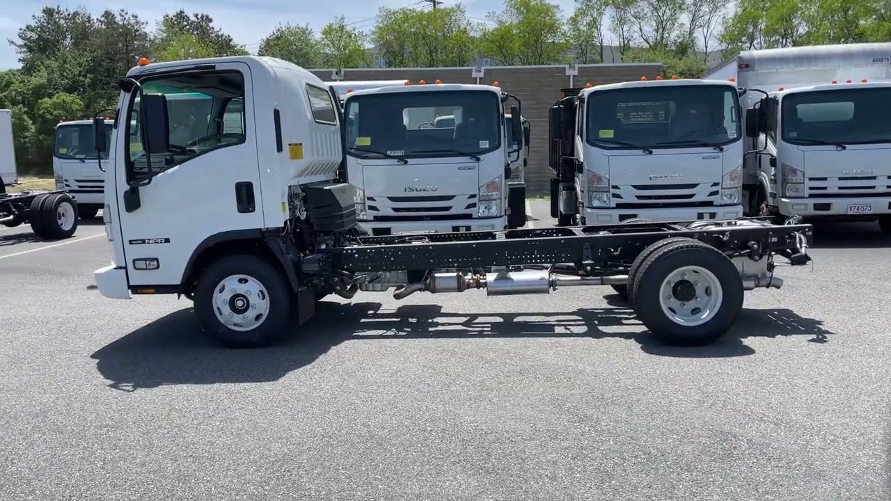 New 2023 Isuzu NPR Marty's Isuzu!