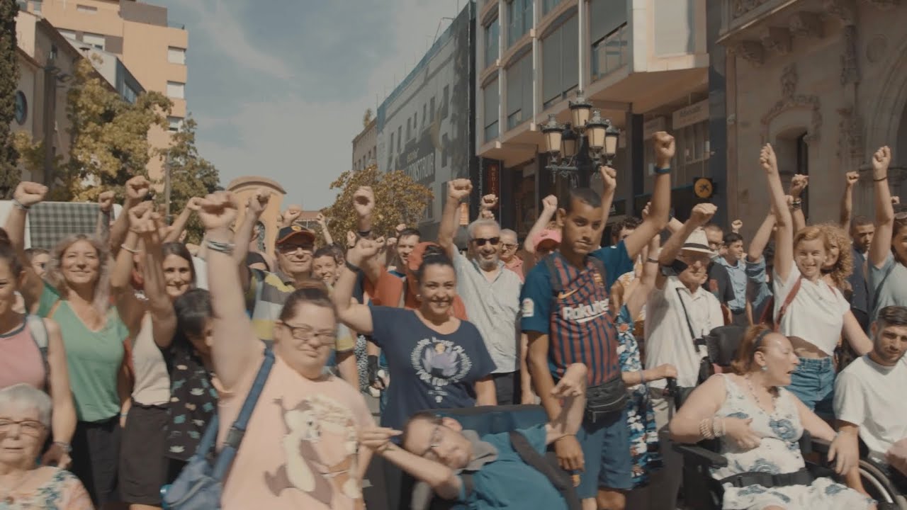 Vídeo de l’estiu de Prodis homenatge a les mares, amb Ay Mamá! de @rigobertabandini