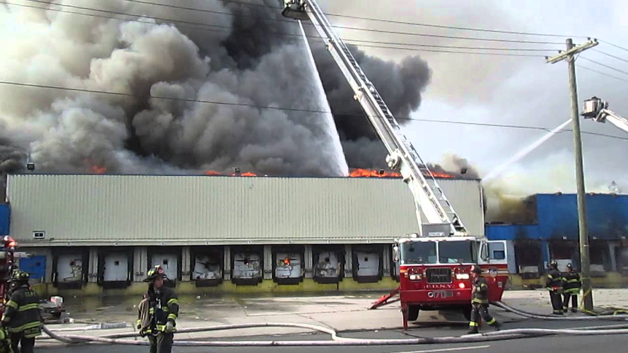 FIRE IN BROOKLYN NEW YORK CITY 7-24-2012 part 2