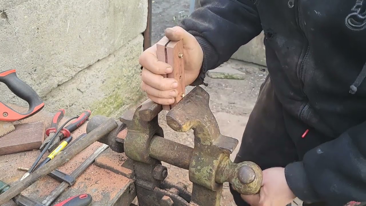 Jak zrobic nóż Bushcraft domowymi sposobami Cz.2 (oprawa i testy)