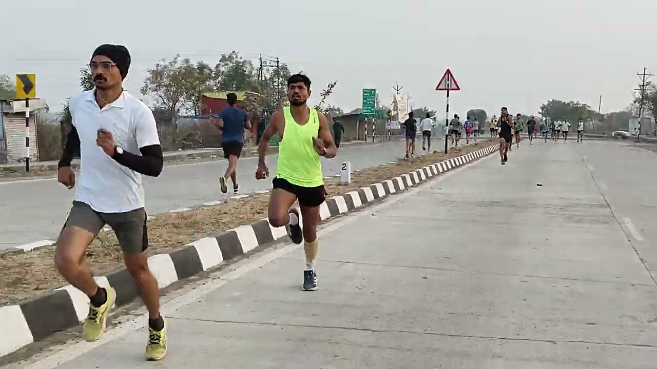 Police bharti 1600 meter final trial timeing session....#1600metertimetriel #1600 #motivation🎯🏃🏻💯🏆🥇 