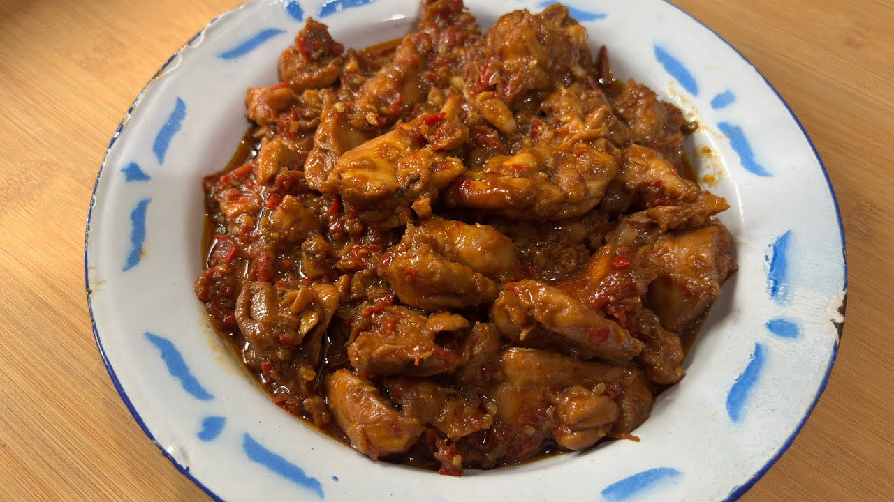 Yang Pedas Yang Manis Komplit!! Resep Krengsengan Ayam Yang Mudah Dibuat nya!!
