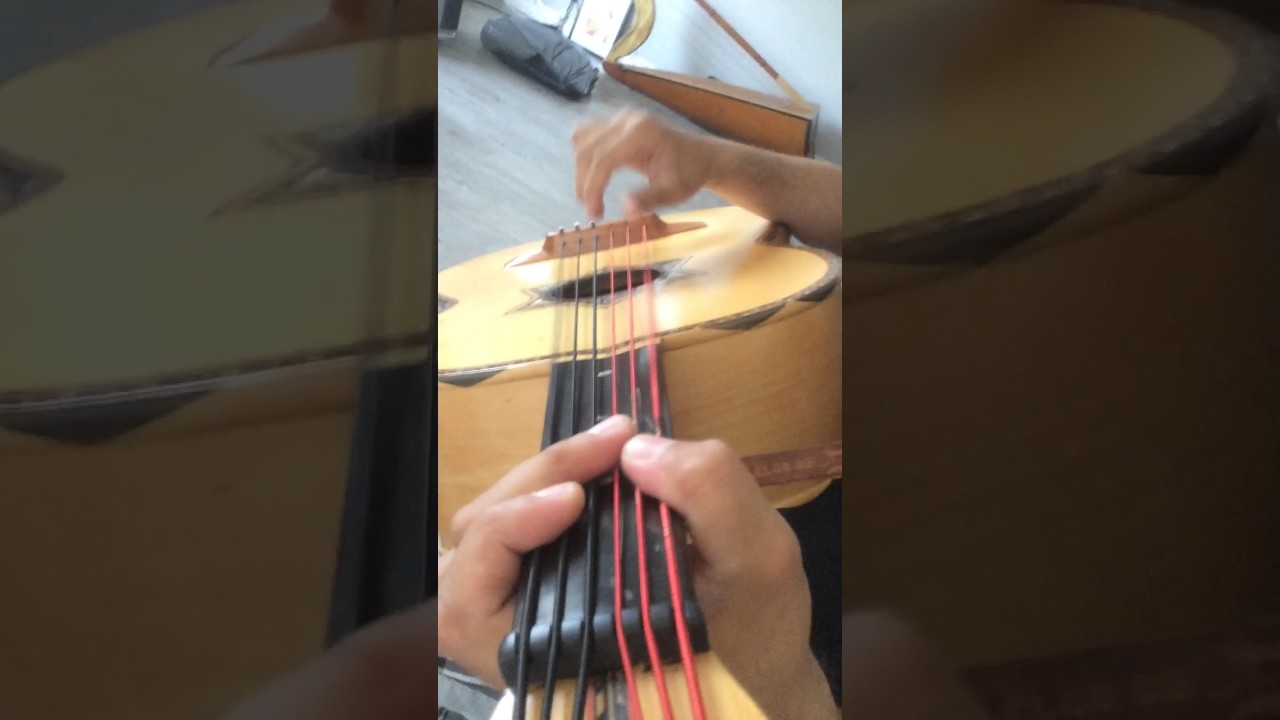 Bolero y circulo en Do Mayor para guitarron