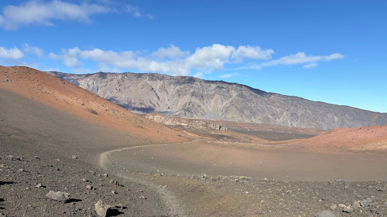 Hiking: Haleakalā Highlights