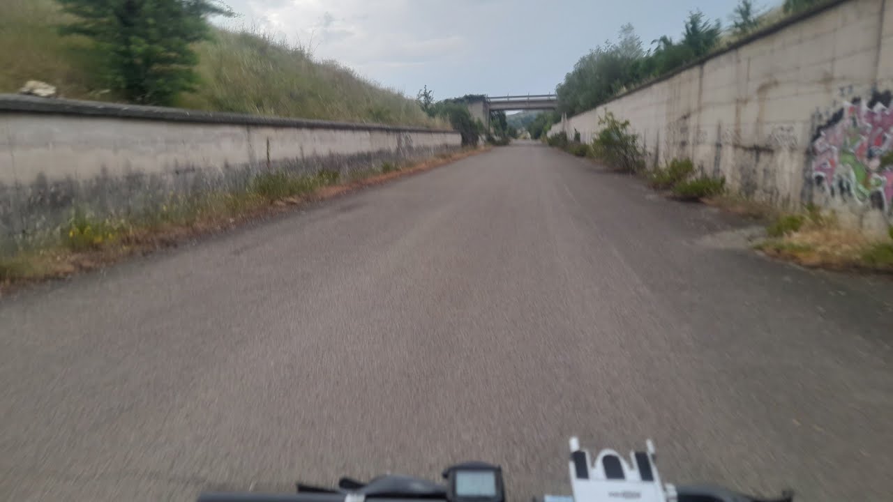 Giretto sullo stradone di Avigliano Scalo