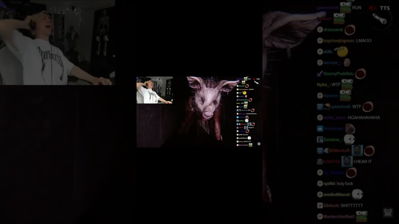 xQc Soy Scream While Playing Devour! #devour #xqc #doors