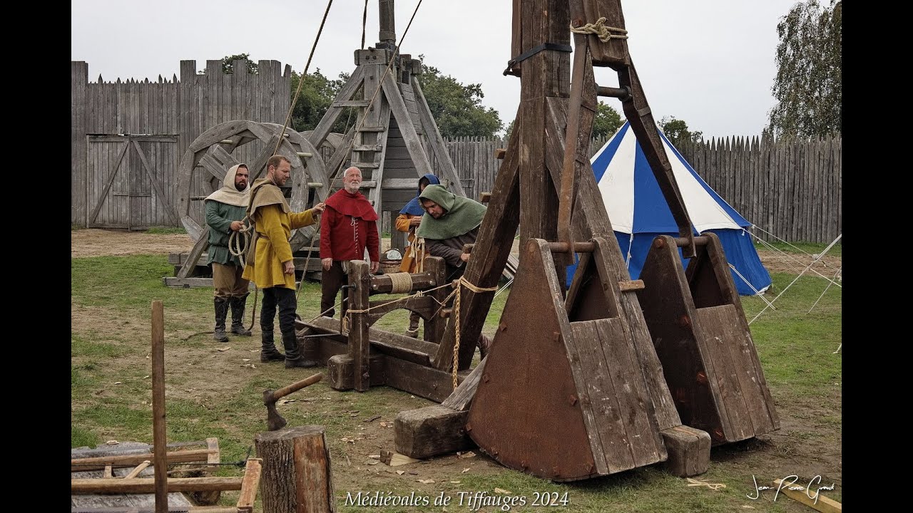 TIFFAUGES 1373 La reconquête de Bertrand DUGUESCLIN