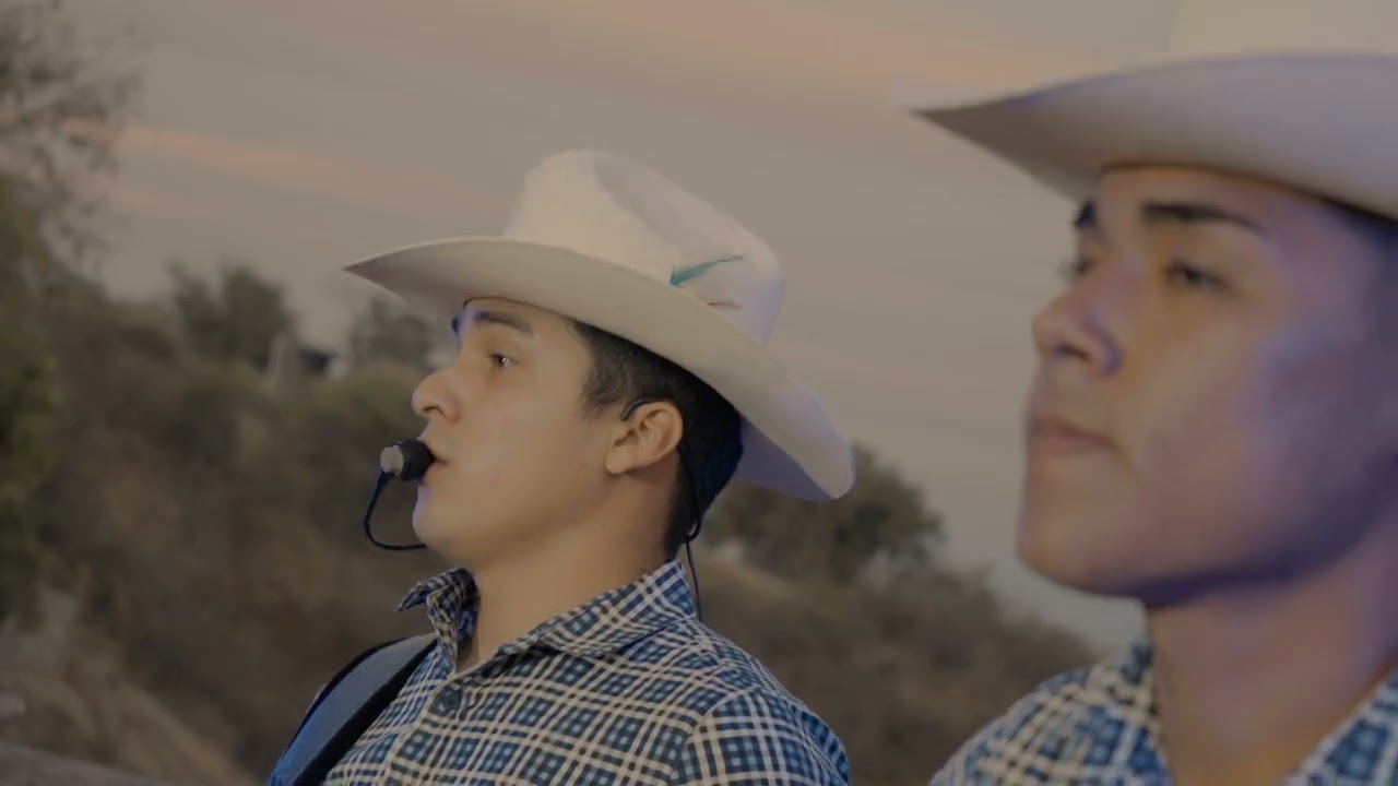 Estilo Rancho - Abeja Reyna (Live) 2023