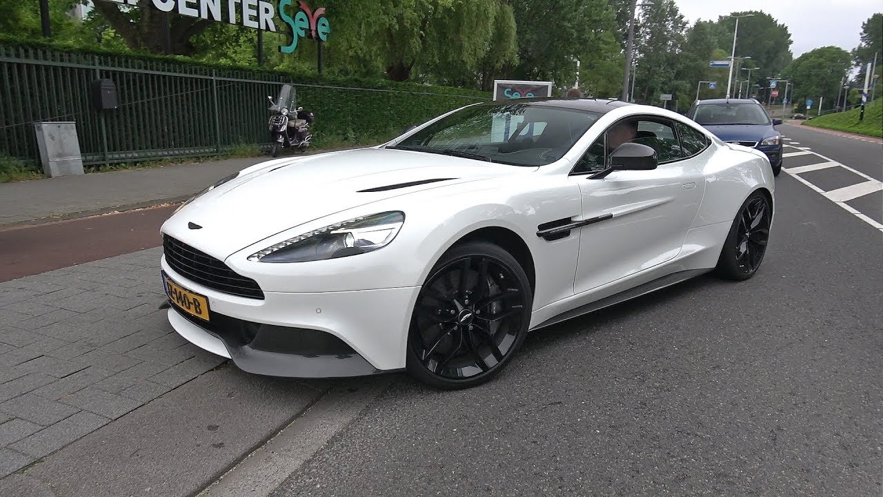 Aston Martin Vanquish Carbon Black Edition - Start Up & Accelerations!