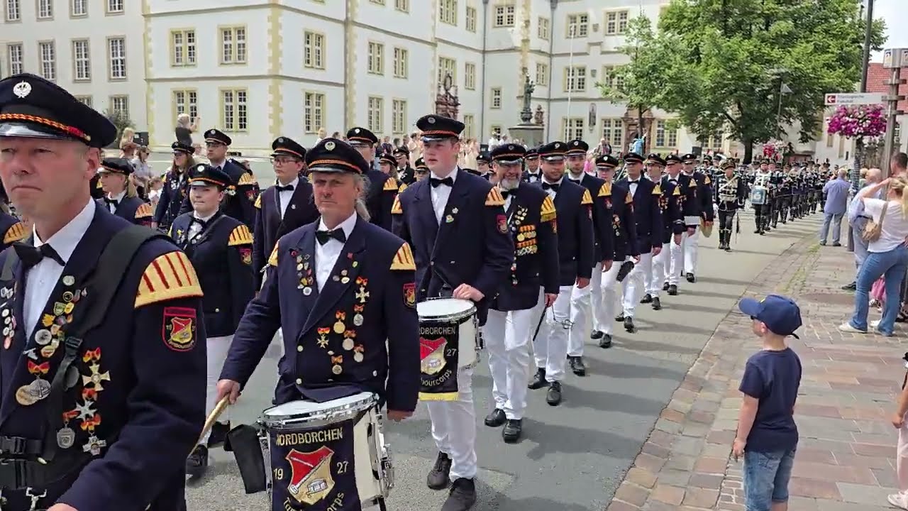 Schützenfest Paderborn Großer Festumzug Sonntag Parade Juli 2025