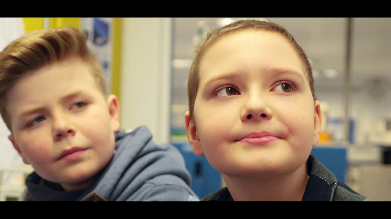 Mit Carolin, Noah und Luke auf der Kinderonkologie der Uniklinik Münster.
