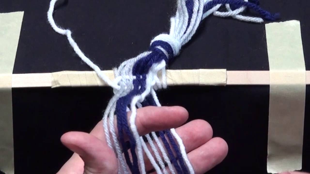 Basic Fingerweaving Part 3 - Weaving Subsequent Rows