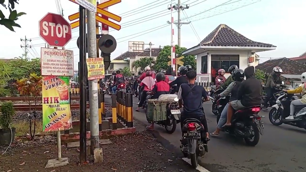 Kompilasi Antara video KA saat tahun 2025