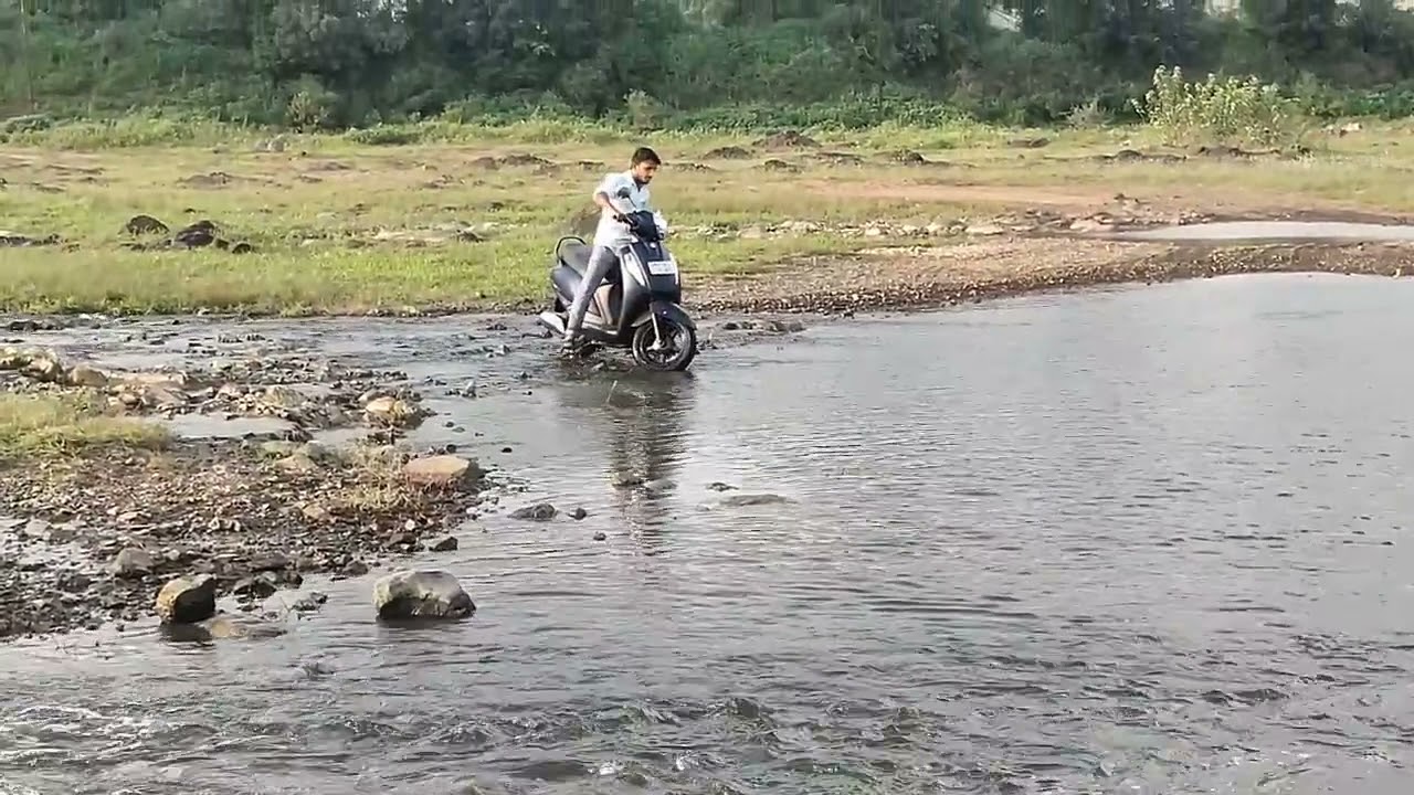 Access 125 in Water 