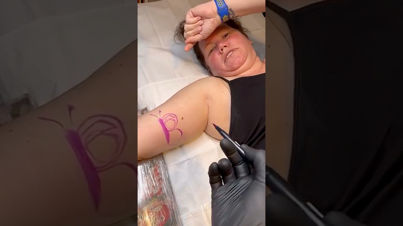 Она не знает, чей отпечаток пальца я на самом деле использовал👀#татуировки #татуировщик #вирусный...