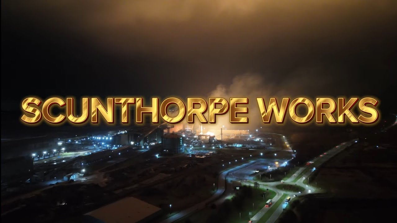 SCUNTHORPE STEELWORKS LIGHTING UP THE NIGHT SKY