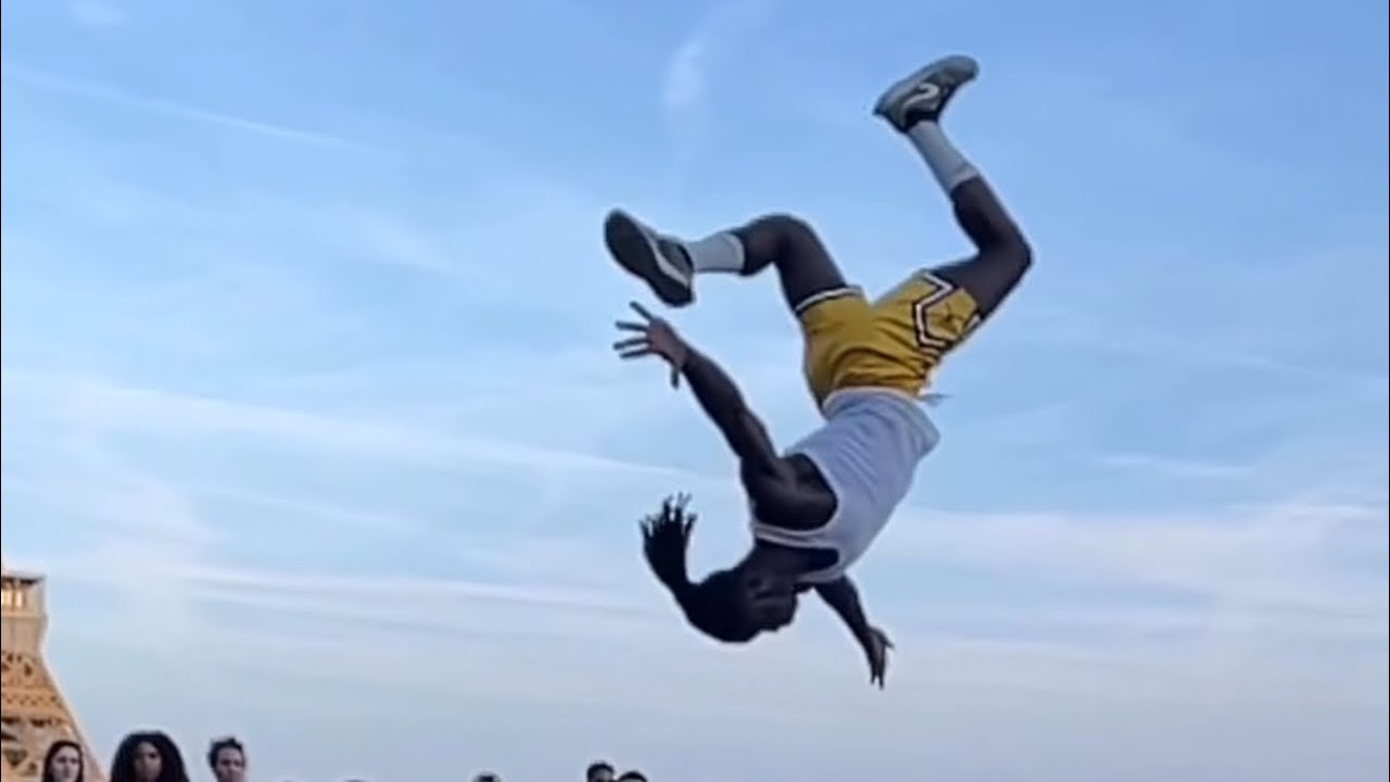 This guy can Jump higher than anyone/ Unbelivable Flips