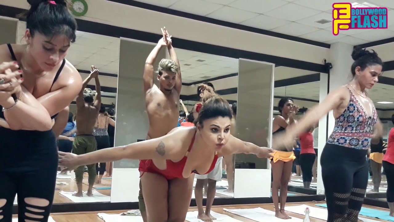 Rakhi Sawant Hot Yoga - International Yoga Day 2018