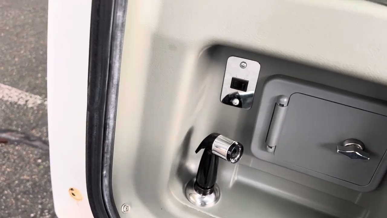 1995 VW Eurovan camper for sale in kirkland WA low miles!!