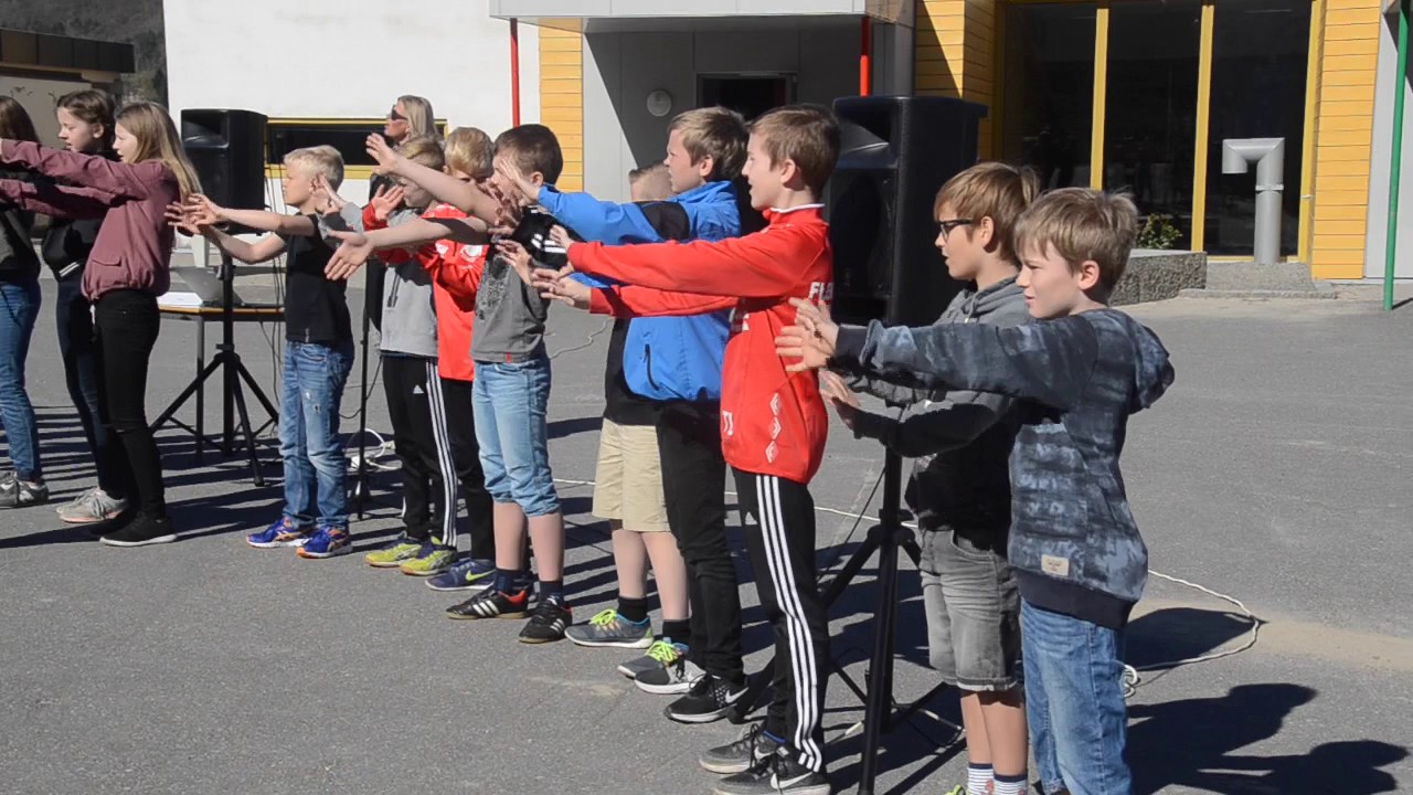 Sunde skole sangdag
