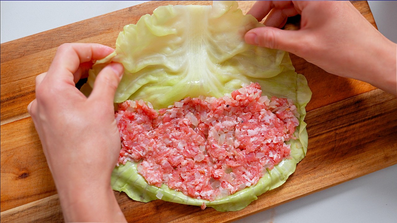 ВОТ что нужно готовить из КАПУСТЫ! Вкуснейшие чебуреки из капусты