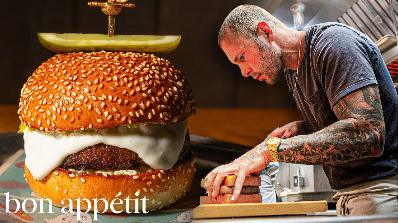 В лучшем новом баре Нью-Йорка подают бургер №1 в Америке | On The Line | Bon App&eacute;tit