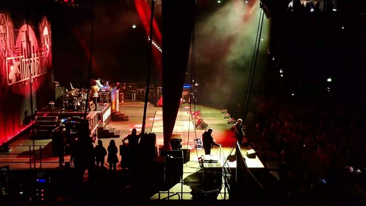 Limp Bizkit - Hot dog - live - Barclay Arena Hamburg 19.3.25
