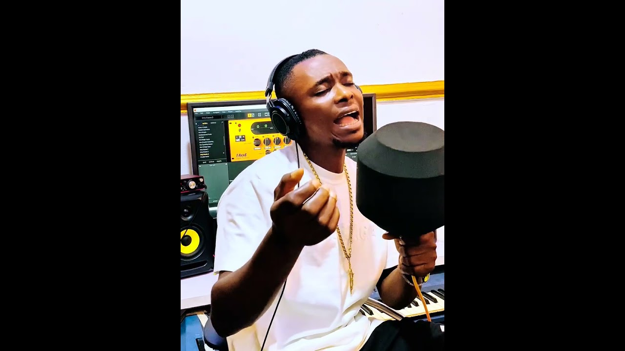 Onye Meme by Emi Moses