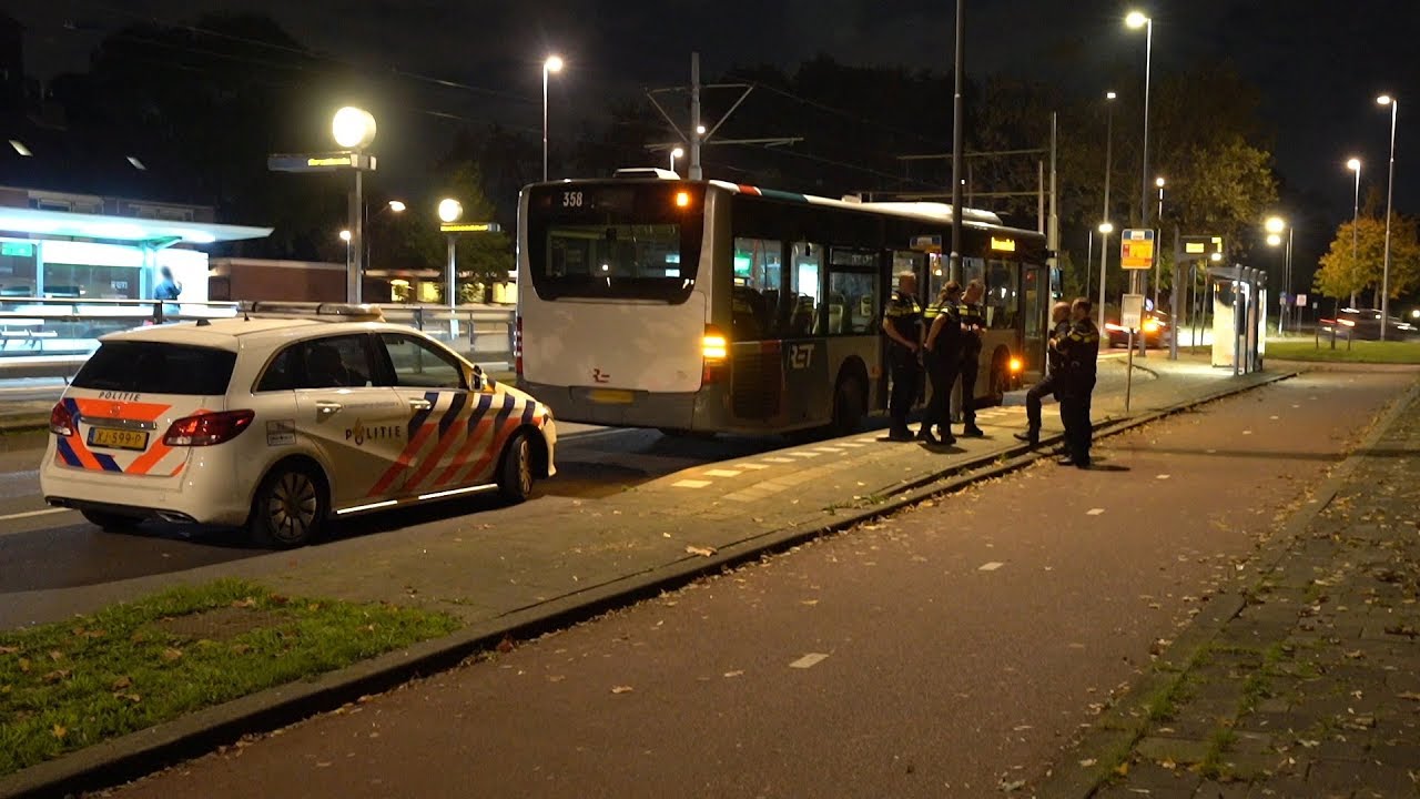 Rotterdam: Jongen (14) neergestoken op Montessoriweg, politie vraagt om beelden