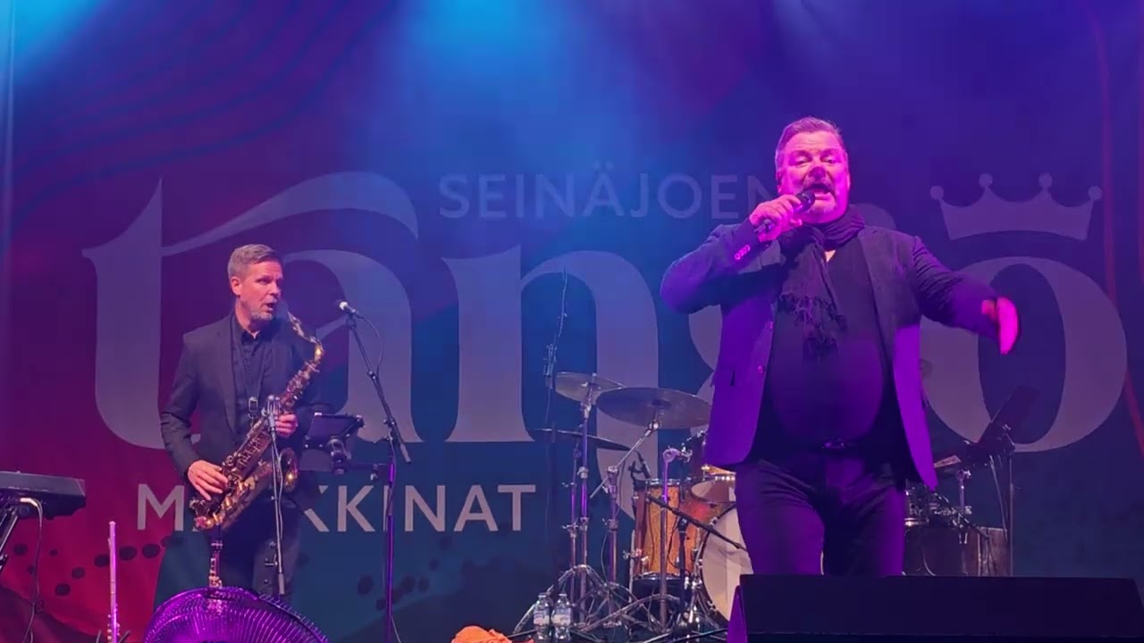 Jari Sillanpää,  Humppa potpuri, live @tangomarkkinat 2023