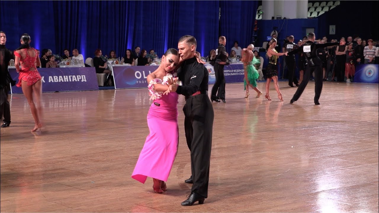 Konstantin Gorodilov - Dominika Bergmannova EST, Cha-Cha-Cha | WDSF International Open Latin